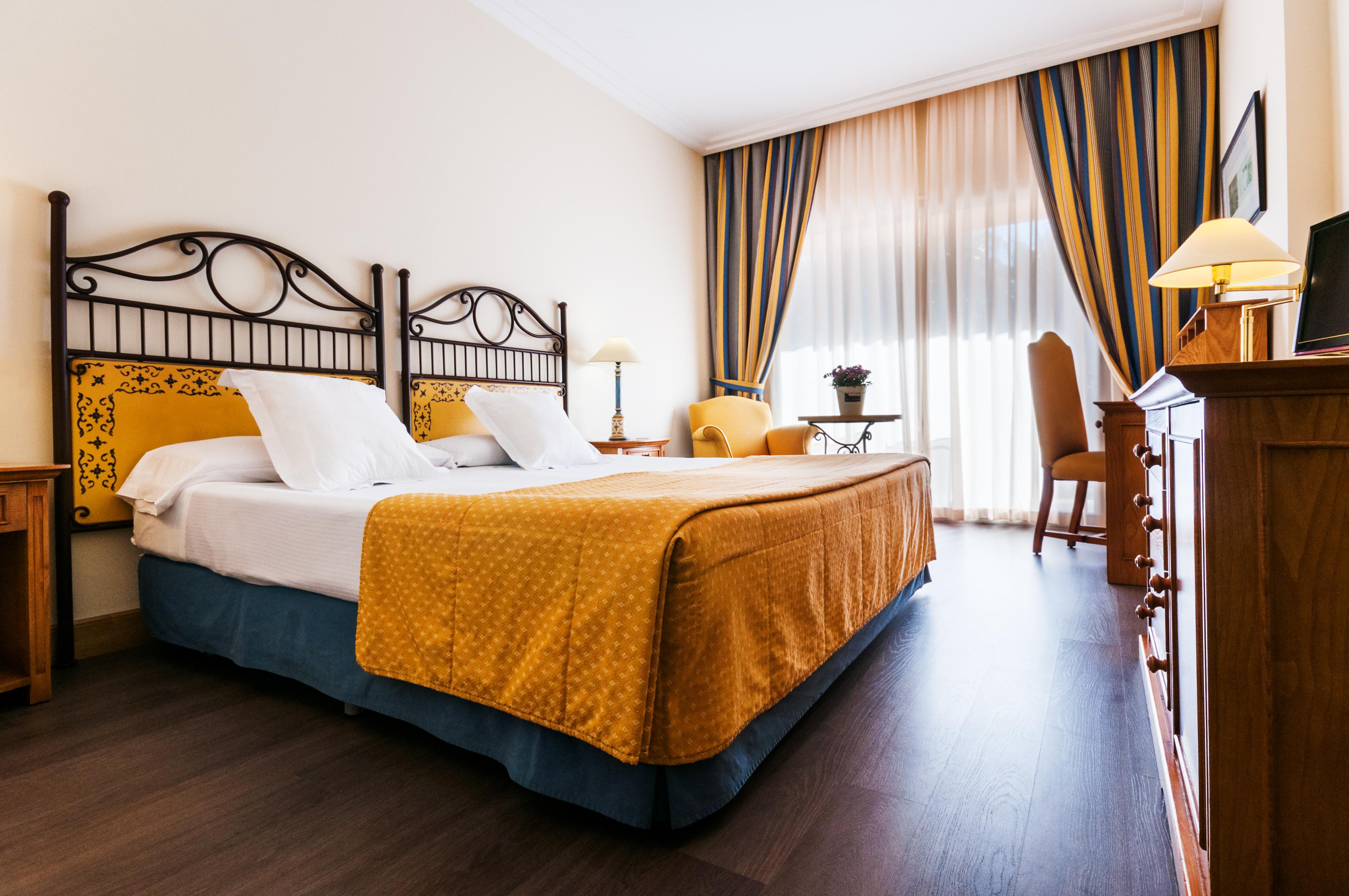 Hotel Alicante Golf Екстериор снимка