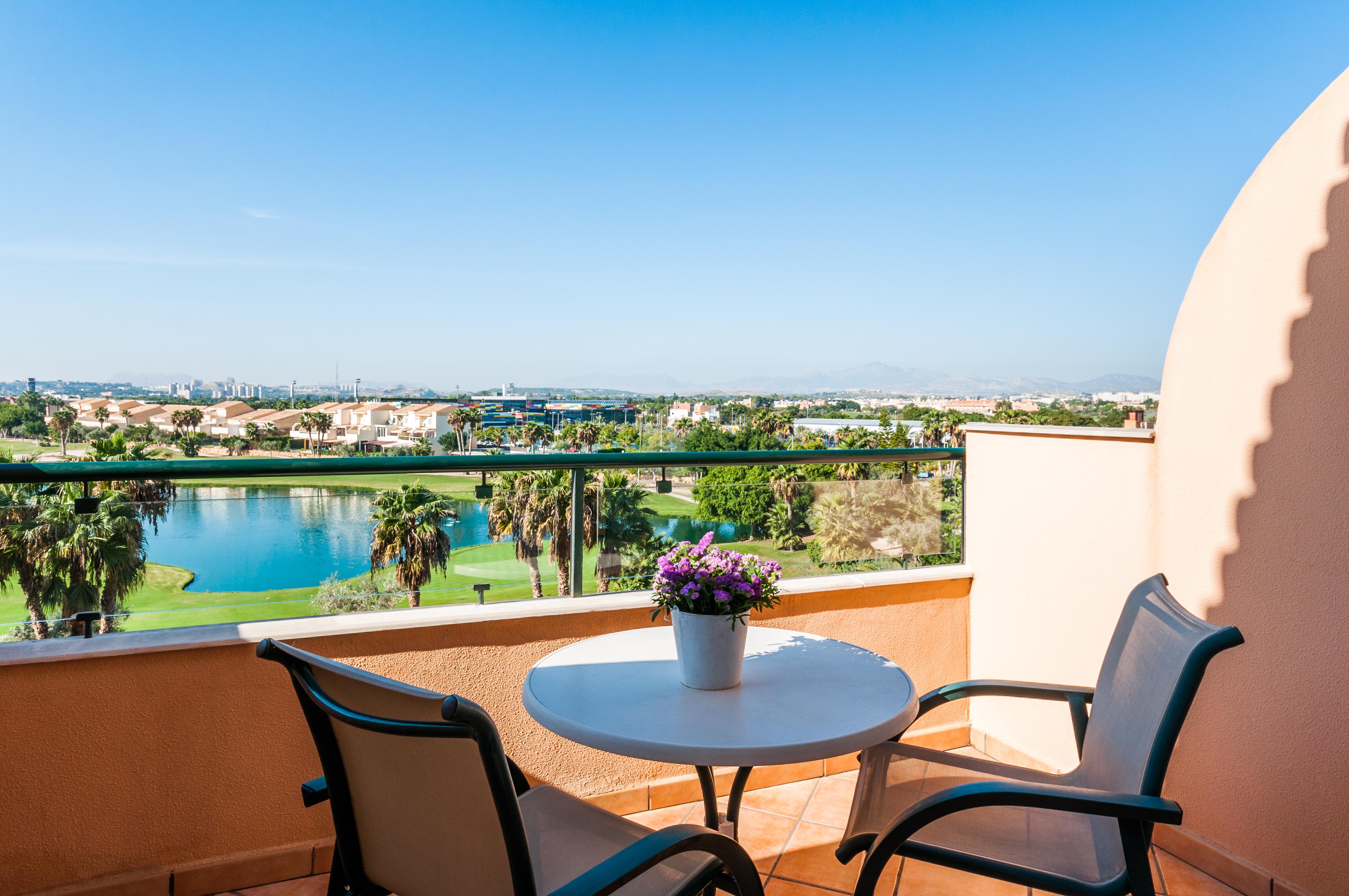 Hotel Alicante Golf Екстериор снимка