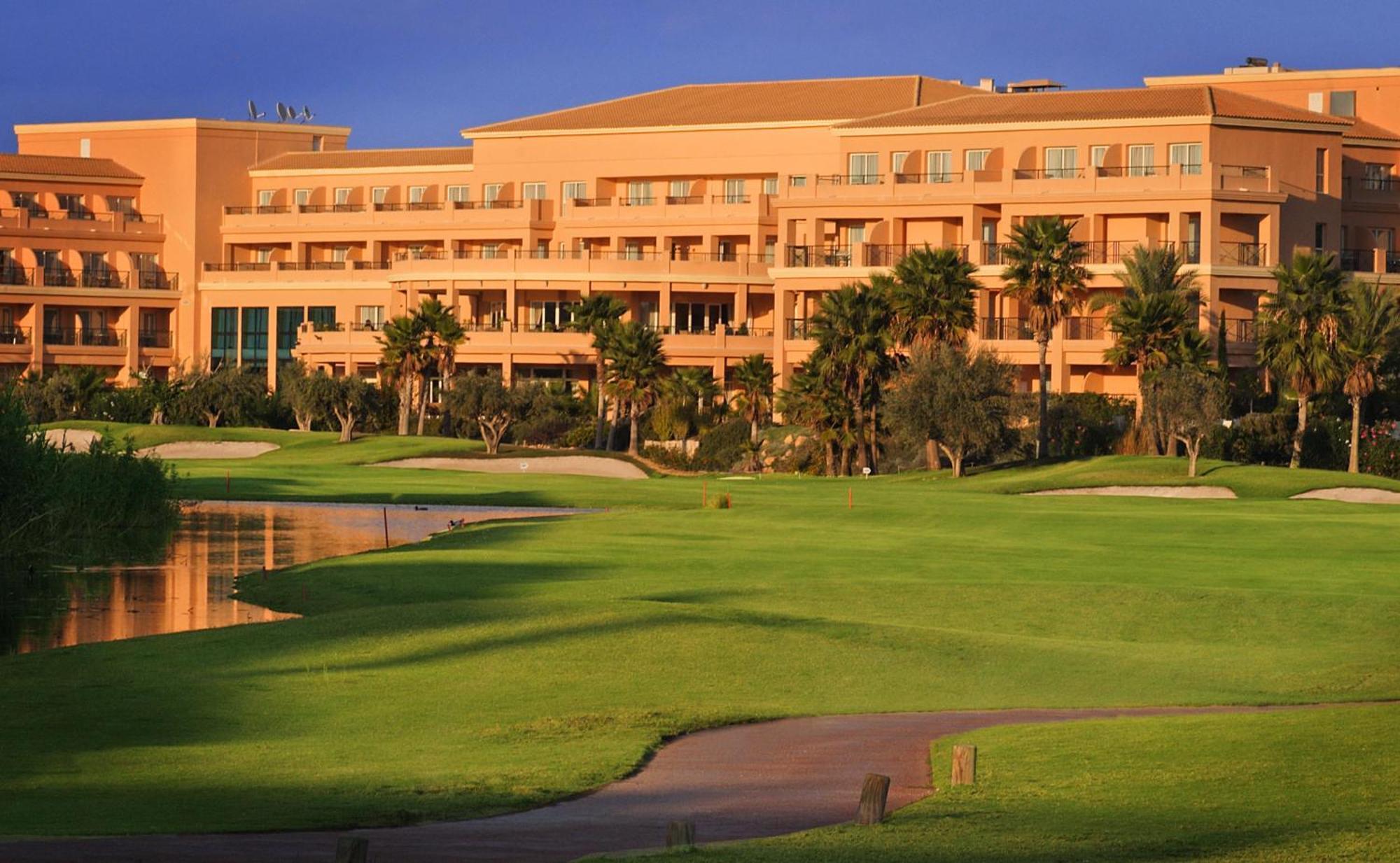 Hotel Alicante Golf Екстериор снимка