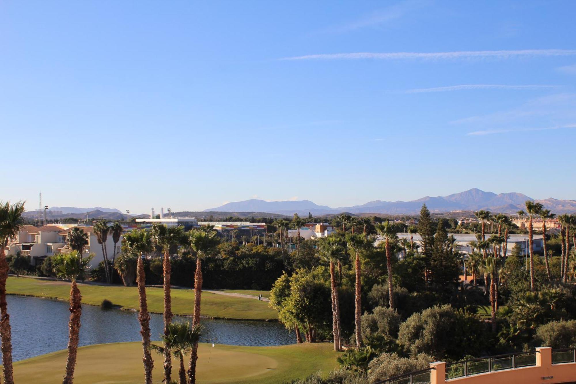 Hotel Alicante Golf Екстериор снимка
